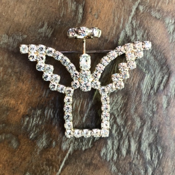 Vintage angel rhinestone pin to sit on your shoulder & watch over you or friend - Picture 2 of 8